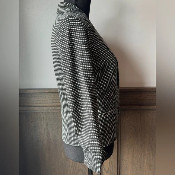 Amanda & Chelsea Classic Black and White Blazer m - Picture 4 of 8